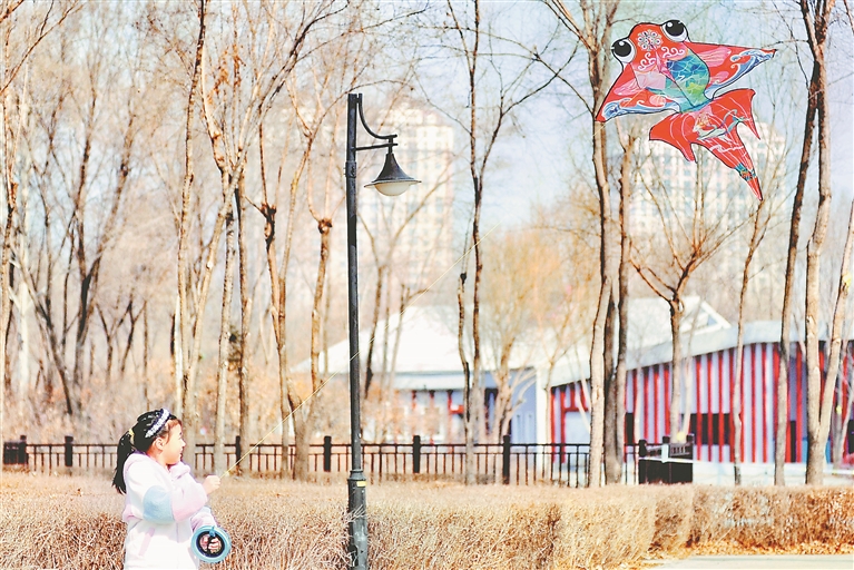 春回大地 风筝飞 鸟儿归_fororder_1f676d97-27ec-4fea-abd9-080caec7ab13
