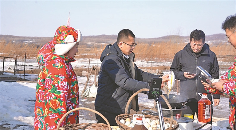 电商新农人让深山好物畅销全国_fororder_1