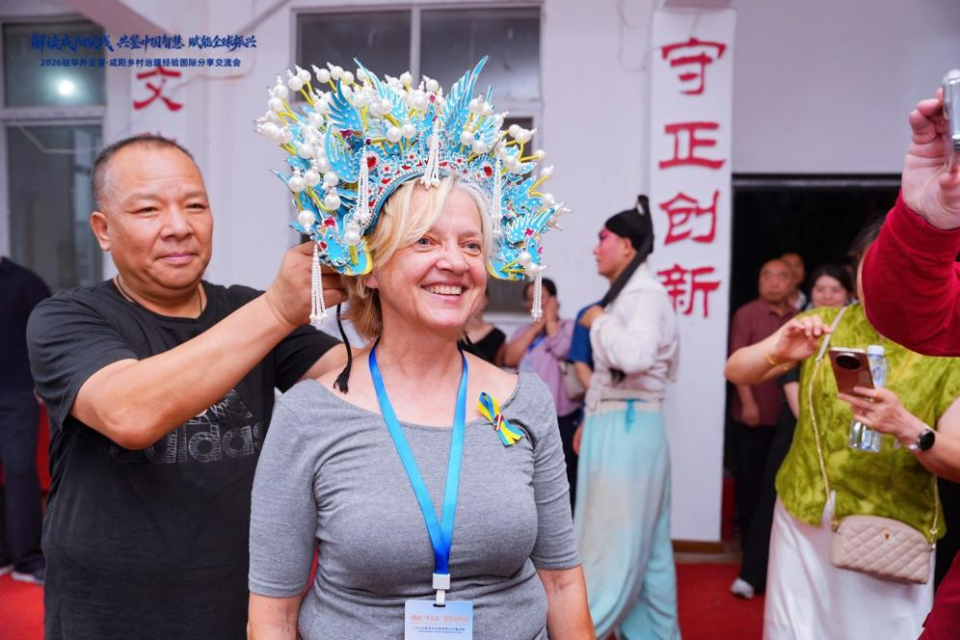 六百余岁老街“活”在当下：驻华外交官走过咸阳的“时光答案”_fororder_图片5