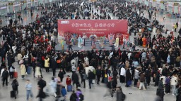 陕西铁路2026年春运今日启动 运力扩容暖归途 温情护航启新程