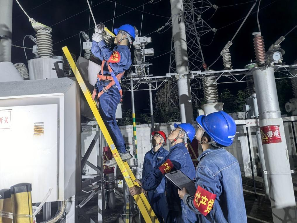 国网咸阳供电公司：全力攻坚保供电 暖心服务迎新春_fororder_图片6