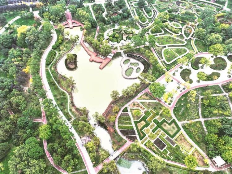 逐“绿”而行 以“新”致远——铜川推动资源型城市高质量全面转型发展纪实