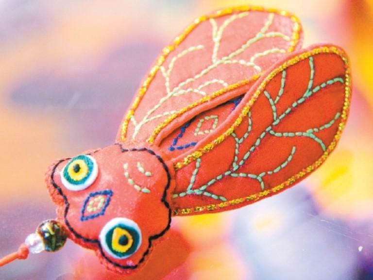 是手艺人也是“守艺人” 旧时宫廷绣灯　点亮寻常巷陌_fororder_微信图片_20260109093612_971_356