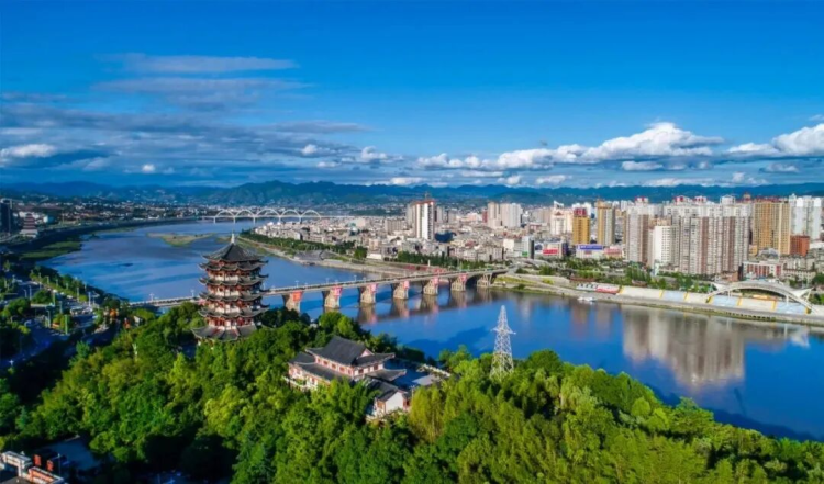 安康市农科院“三链融合” 催生“果蜜红”茶产业新赛道_fororder_图片1