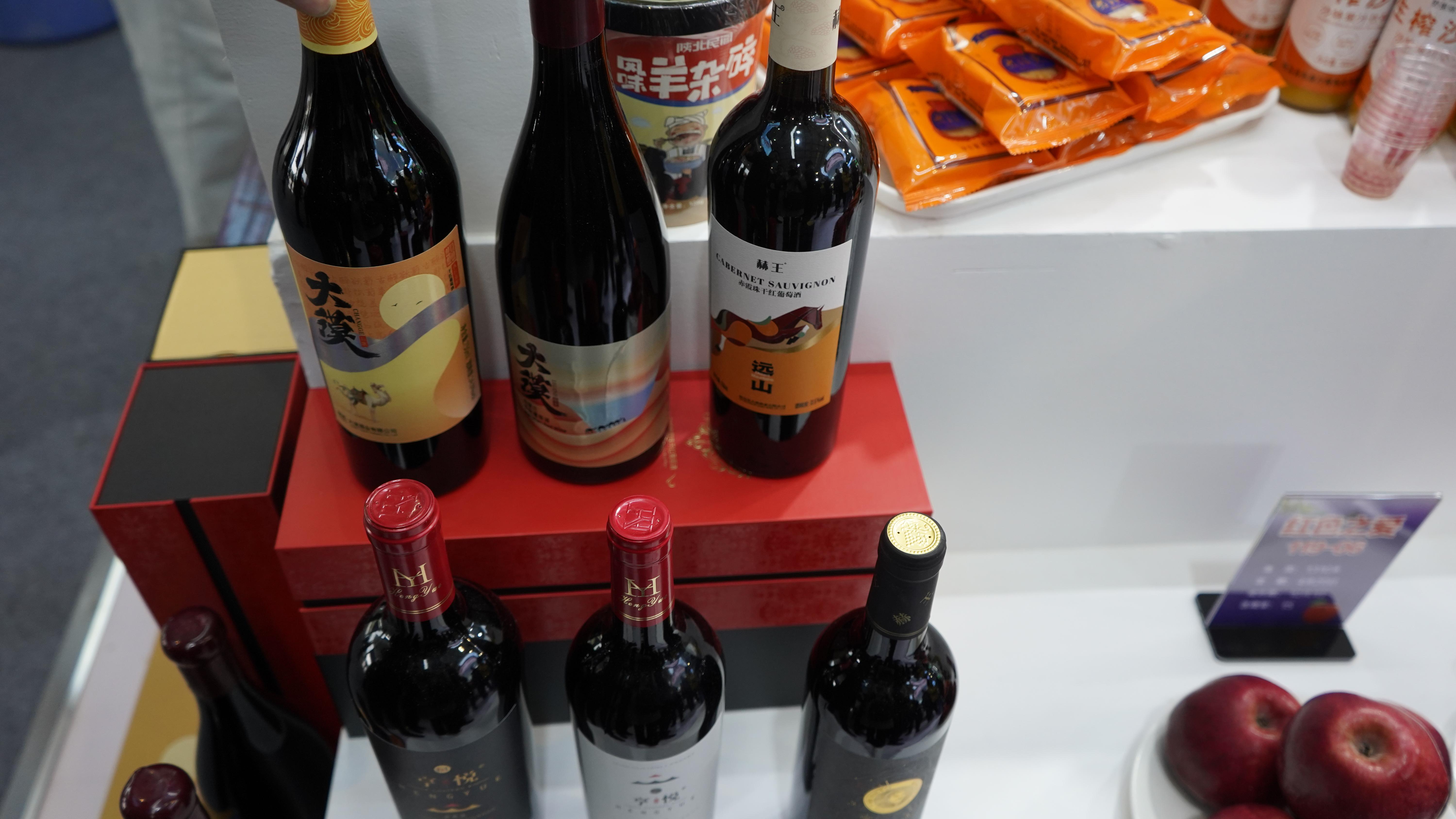 靖边农特产品闪耀杨凌农高会 “土宝贝”擦亮县域经济“金名片”_fororder_wps_doc_3