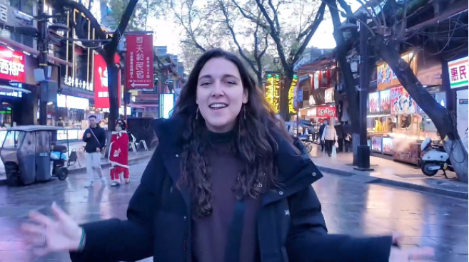 【外眼看陕西】西班牙留学生Elena：皮影戏里看千年 羊肉泡馍品烟火_fororder_微信图片_20260331140643_1578_356