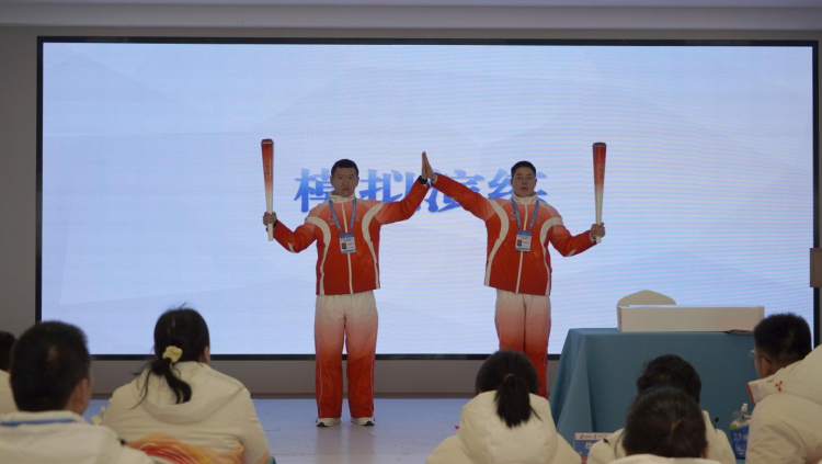 榆林靖边：文脉融圣火 激情满塞上_fororder_图片2