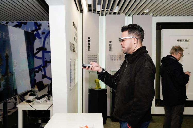 在西安看中国：外籍专家读懂“陆空联动 古今交融”开放新叙事_fororder_wps_doc_9