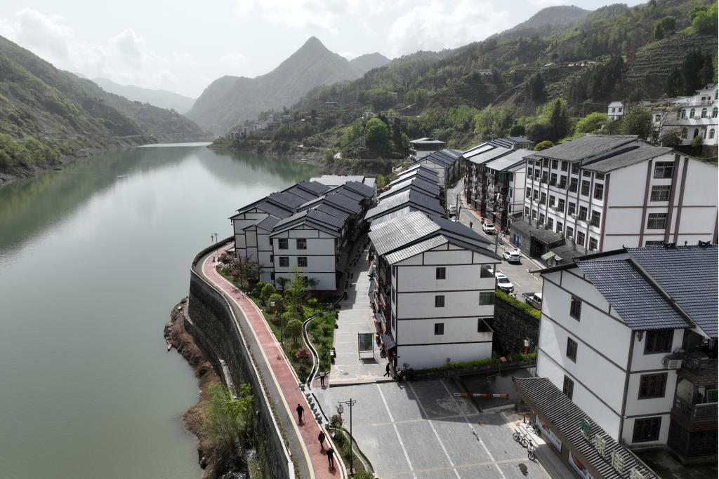 【“县”声夺人】秦巴深处赋新绿 安康焕古镇以“绿”生“金”的新茶经_fororder_0005b37fa7de4f72abe8780e14269f0a