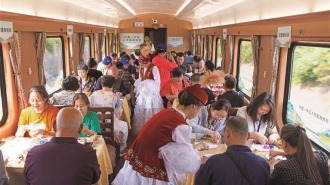 2026年第二趟中国—中亚人文旅游班列开行 班列迈向常态化运营新阶段