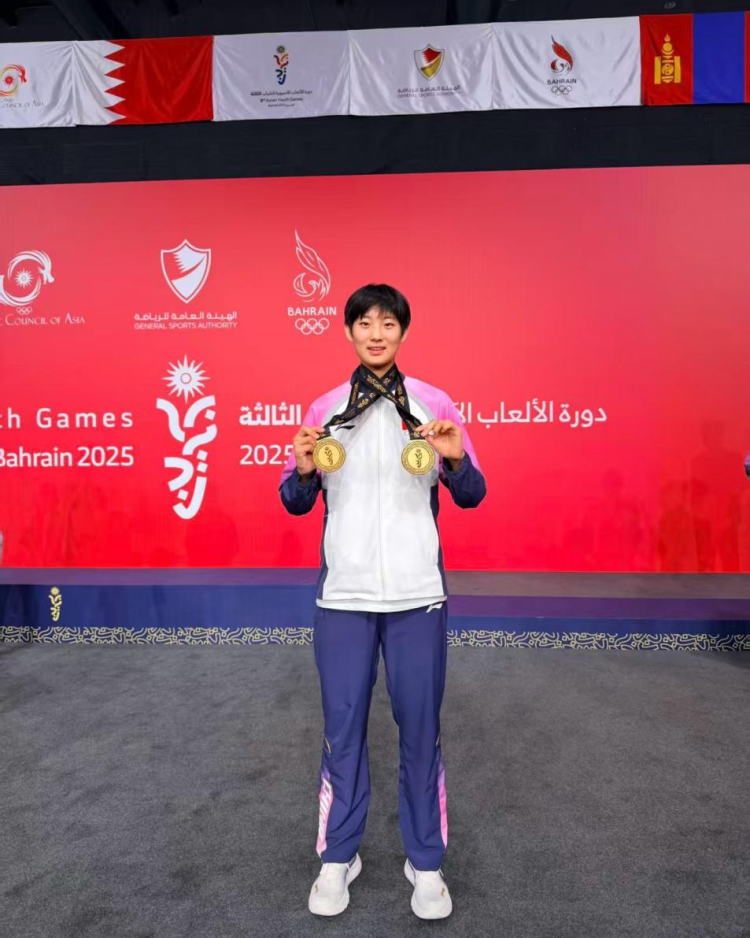 榆林靖边姑娘张青在亚青会夺金_fororder_图片1