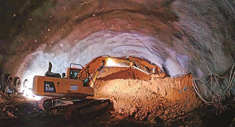 延榆高铁项目建设迈入快车道_fororder_微信图片_20260123090657_1051_356