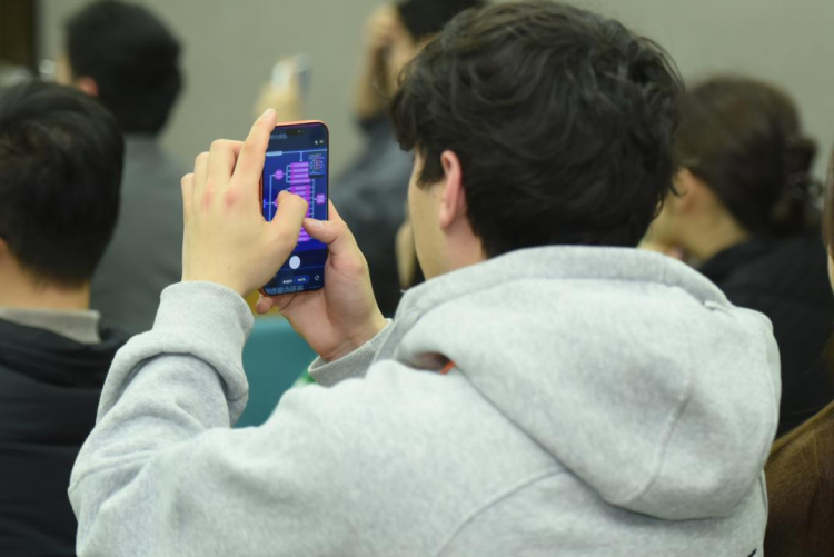 青连丝路·光影筑桥 国际青年在陕解锁丝路文化新表达_fororder_图片6