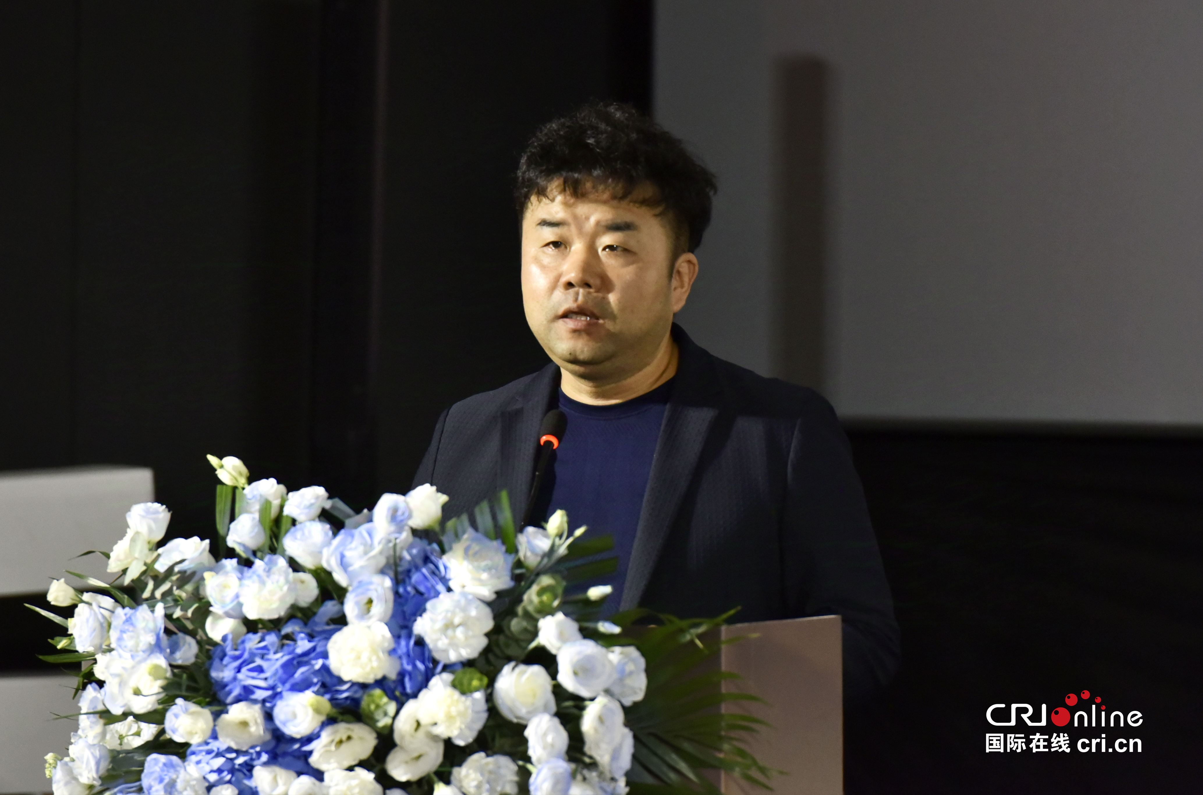 讲好陕西故事、中国故事、丝路故事的重要载体和窗口  “一带一路”主题电影《长安·长安》中国首映礼在西安举行