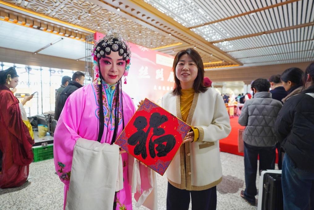 陕西铁路2026年春运今日启动 运力扩容暖归途 温情护航启新程_fororder_图片3