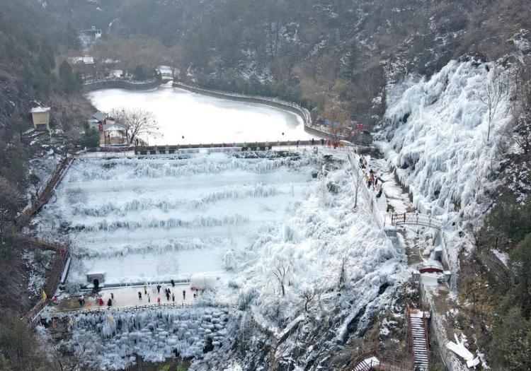 冬日浪漫 冰瀑美景_fororder_微信图片_20260128085602_3640_1450