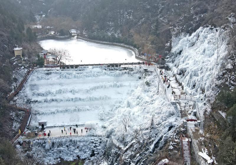 冬日浪漫 冰瀑美景_fororder_微信图片_20260128085602_3640_1450