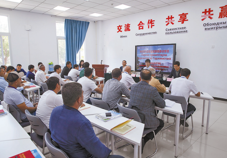 2025年第三期中亚五国职业农民培训班开班