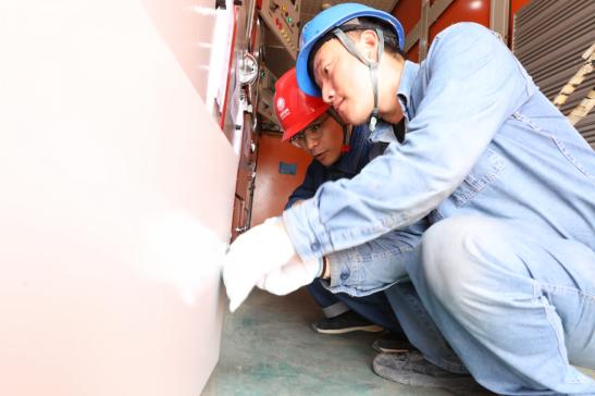 国网榆林供电公司：攻坚老旧设备改造 提升电网供电可靠性_fororder_3·2