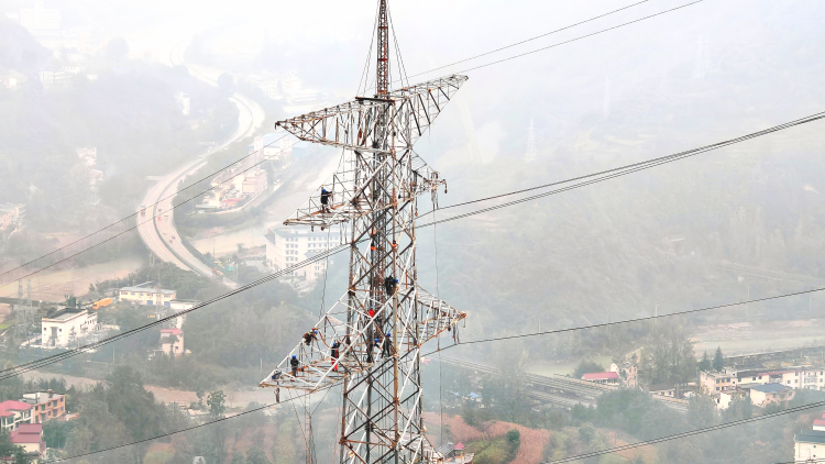 陕西电网启动四大保电工程攻坚会战_fororder_图片1