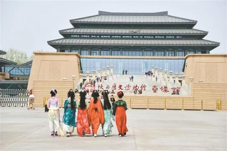 开馆一年来累计接待游客约150万人次  陕历博秦汉馆如何持续“火出圈”_fororder_微信图片_20250520090903