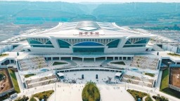 开行线路覆盖全国45座大型城市  西安东站累计发送旅客突破100万人次
