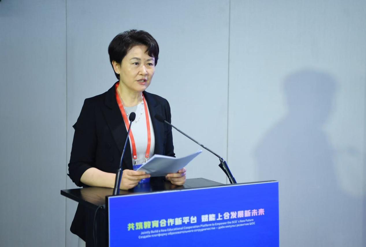 共筑教育合作新平台，赋能上合发展新未来  中国-上海合作组织高等教育合作中心挂牌仪式举行_fororder_wps_doc_4