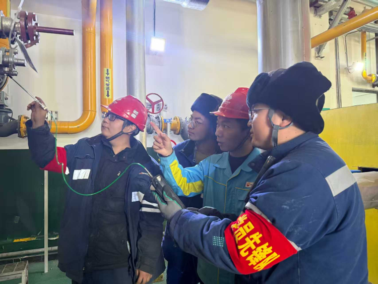 新春走基层 | 这碗香喷喷的羊肉泡馍 确实有“底气”_fororder_图片7