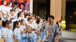 书香遇见数字！中国图书馆年会“陕”亮新科技