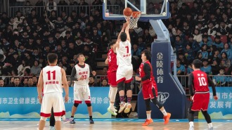 临渭富平打响揭幕战 渭BA联赛燃情启幕