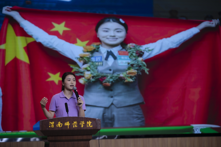 渭南姑娘白雨露：从家乡到世界 逐梦斯诺克_fororder_图片6
