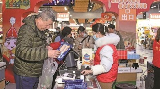 中欧班列拉来“洋年货”