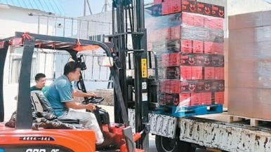 临潼石榴深加工产品首次出口韩国