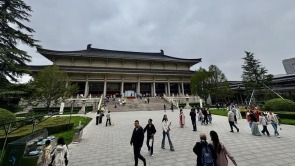 秋日陕历博人气不减