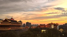晚霞映古城 夕阳美如画
