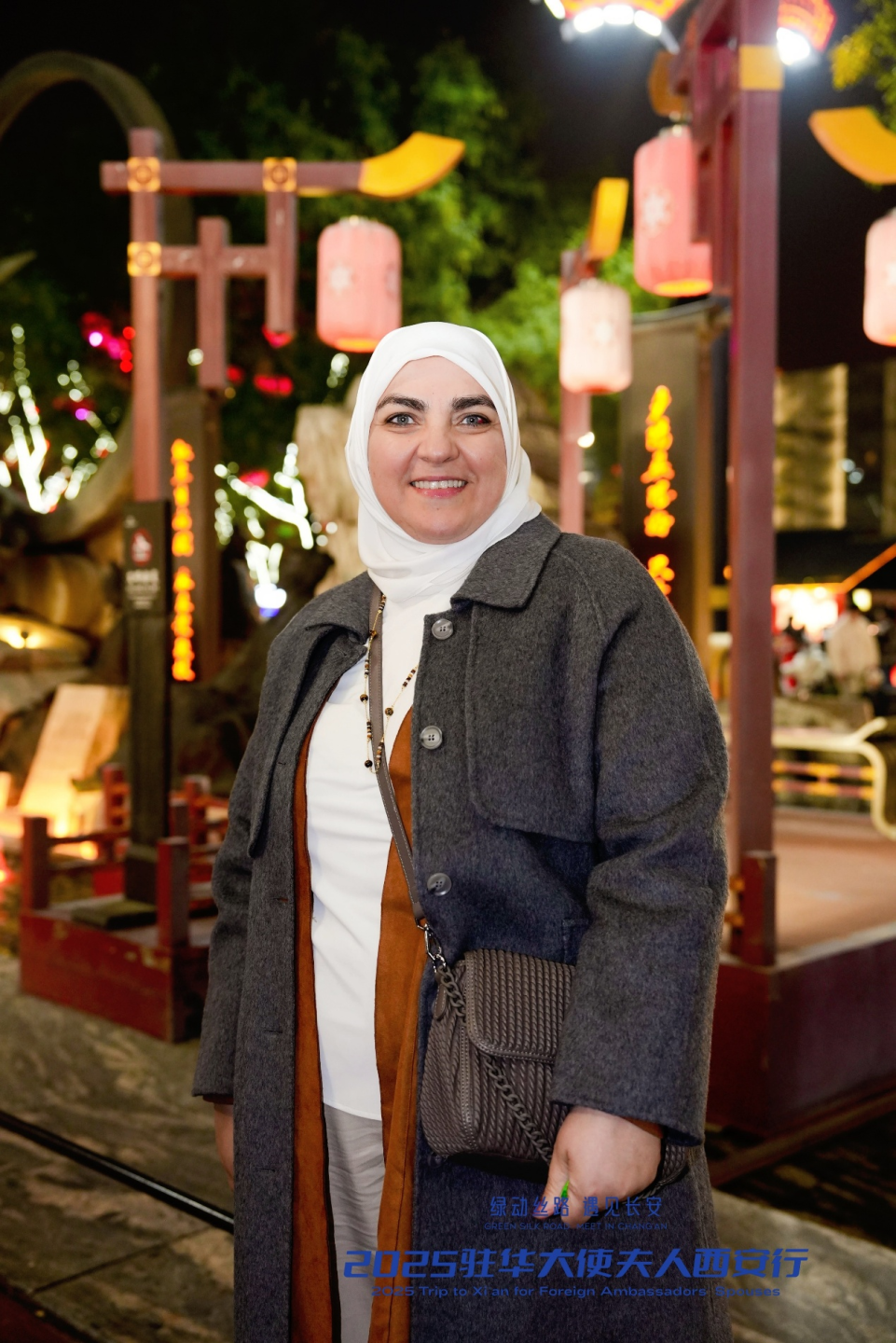 盛唐神韵醉人心 驻华大使夫人沉浸式探访西安大唐不夜城_fororder_图片32