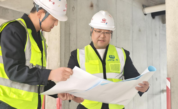 中铁一局铁路建设公司乔江涛：匠心筑梦十五载 铁军先锋显担当_fororder_图片8