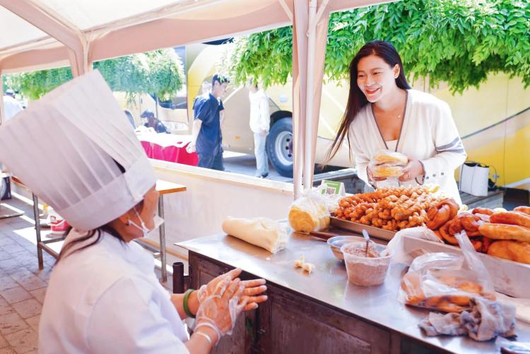 西安网红体验庆阳乡村旅游 探寻乡村农文旅融合之美_fororder_e39ac5c7b0ed4c3ab1dfceeab3c2af87_tplv-tt-origin-web_gif