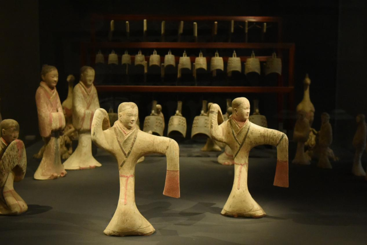 青连丝路·光影筑桥 国际青年在陕解锁丝路文化新表达_fororder_图片5