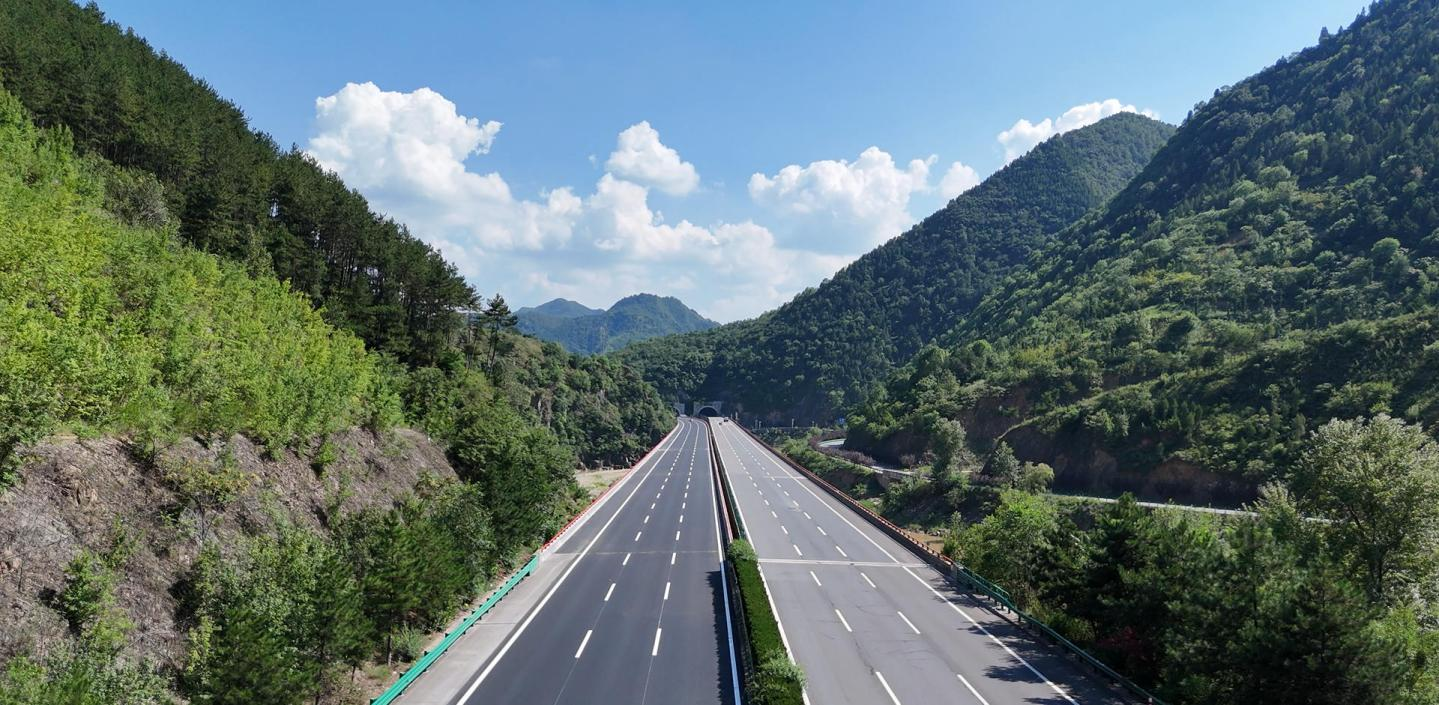 G40沪陕高速商州至竹林关段专项维修整治主体工程顺利完工并恢复通行_fororder_图片4