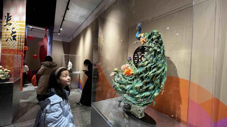 ��������&ldquo;�ɾ���&rdquo;��ǧ�˰�̬���޹ų� ָ��Ǭ���ճ�����