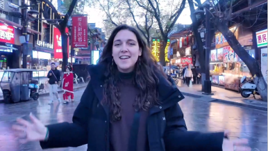 西班牙留学生Elena：皮影戏里看千年 羊肉泡馍品烟火_fororder_微信图片_20260331140643_1578_356