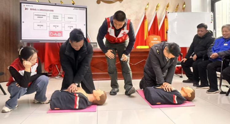 西安雁塔区多维发力织密安全防护网 筑牢幸福平安家园_fororder_图片9