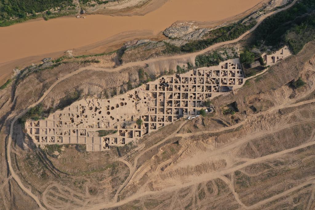 陕西淳化发现龙山文化早期大型仓储遗址 距今4800-4200年