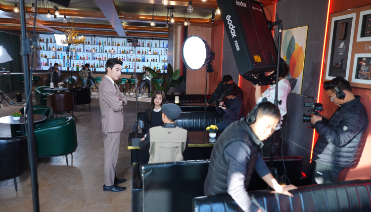 拍短剧，去咸阳！这片工业区成了“造梦工厂”_fororder_微信图片_20260204174833_1143_356