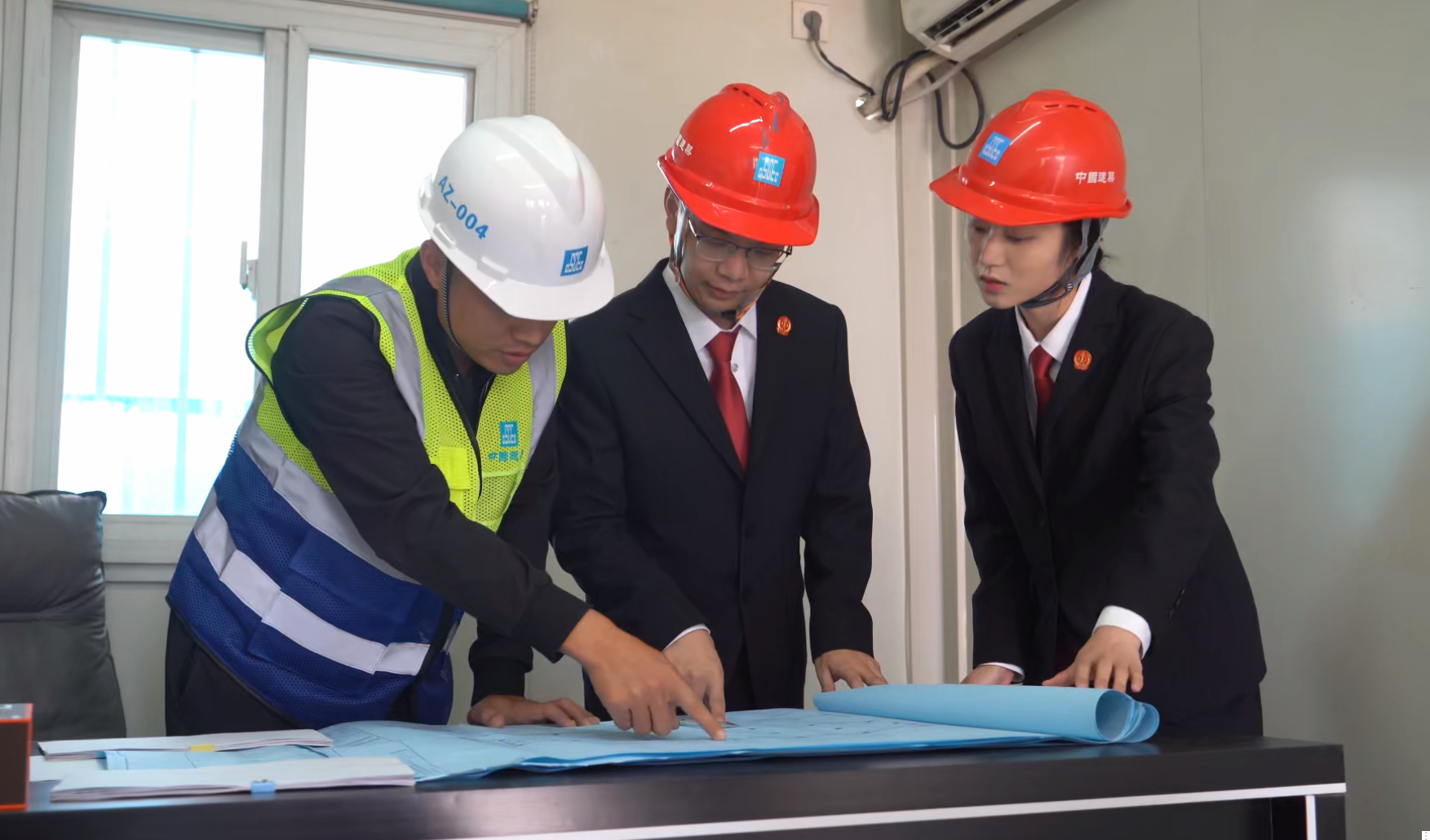 西安中院：厚植法治沃土 孕育发展新机_fororder_图片3