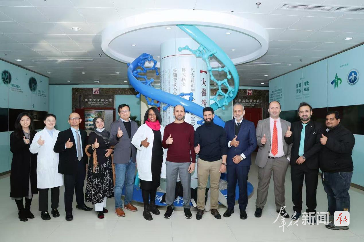 镜为桥，共促成长——“一带一路‘友谊’国际消化内镜学院”系列培训活动西安站成功举办