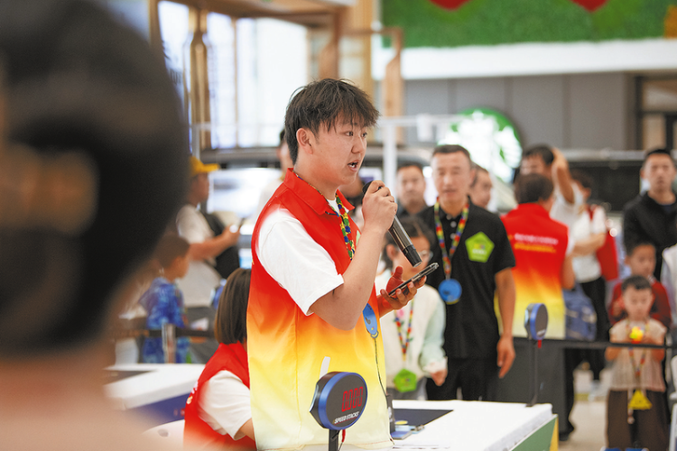 指尖竞速 智慧交锋——第二届中匈青少年国际魔方公开赛渭南分站赛掠影_fororder_微信图片_20250515101557