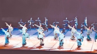 陕西舞蹈作品实现历史性突破 第十四届中国舞蹈荷花奖颁奖典礼在西安举行