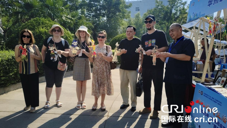 跟着非遗游渭南  沉浸式体验让外国友人爱上中国文化_fororder_图片8